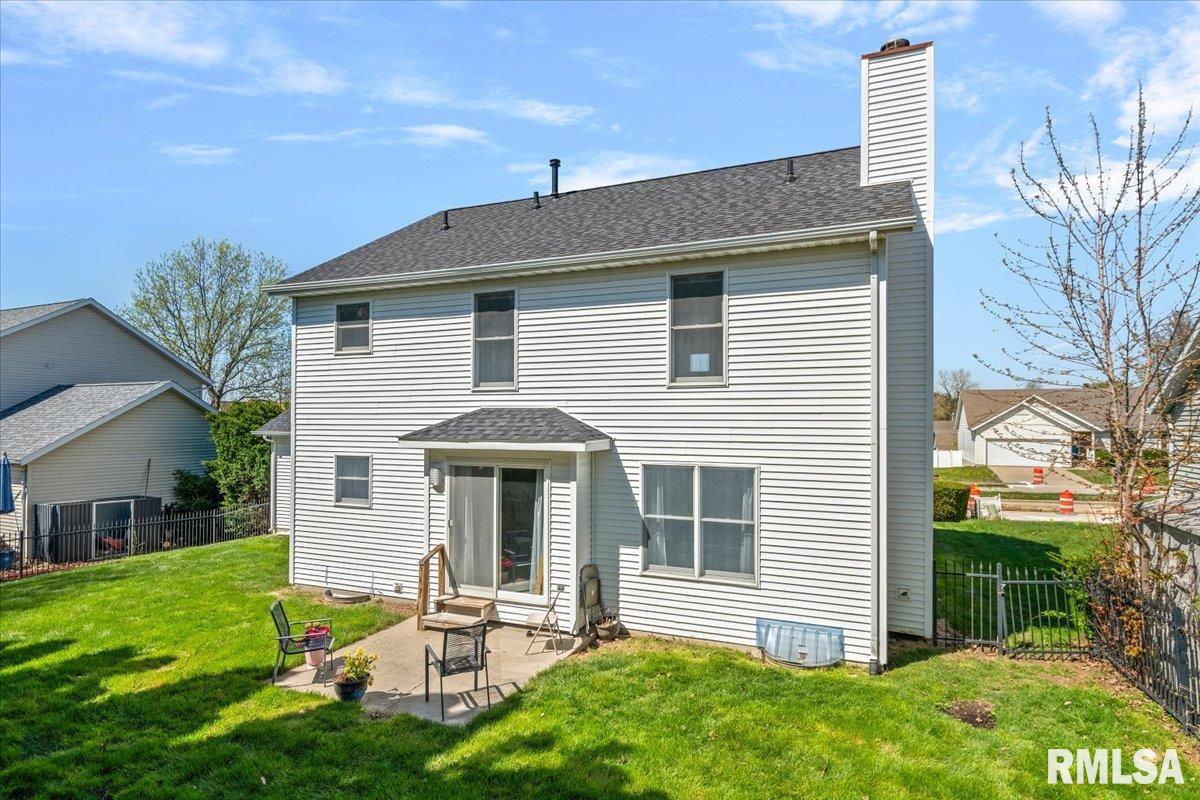 3804 Kerry Boulevard Springfield, IL 62712 - Photo 41 of 45