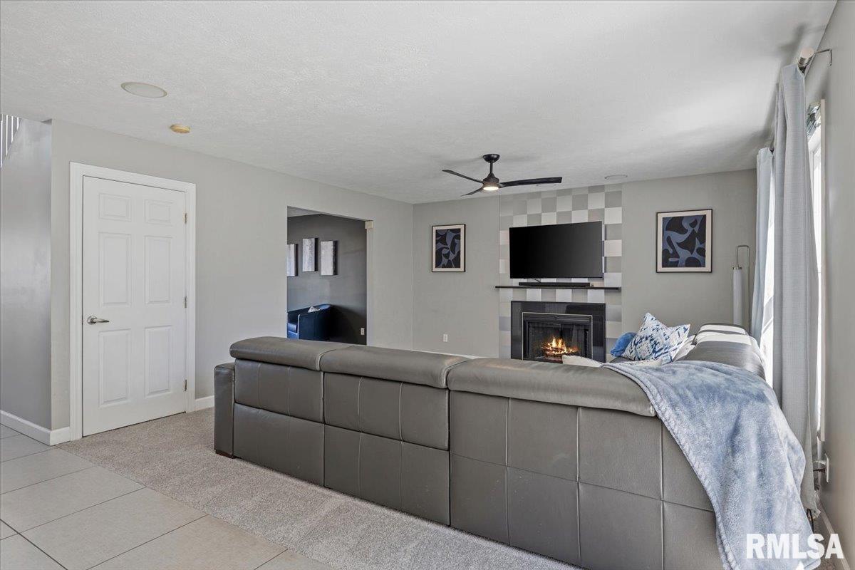 3804 Kerry Boulevard Springfield, IL 62712 - Photo 10 of 45