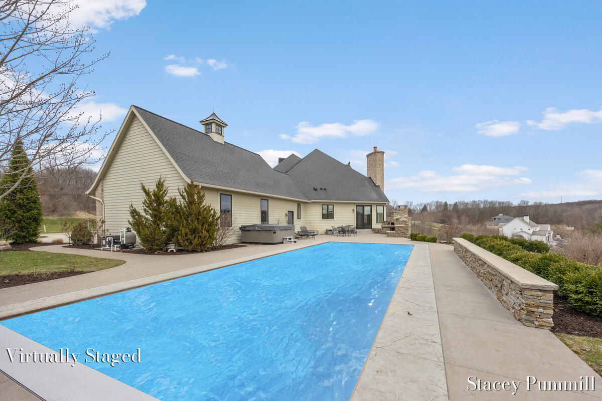 6450 Roma Terrace Drive Northeast Ada, MI 49301 - Photo 65 of 70 https___photoreal.io_wp-content_photorea