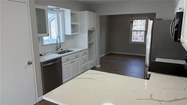 $369,500 | 22 Locust Lane, Warrensburg, MO 64093