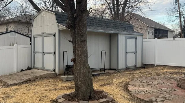 $369,500 | 22 Locust Lane, Warrensburg, MO 64093