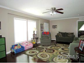 54 Harris Ridge Road Candler, NC 28715 - Photo 4 of 23 Gallery Image 4