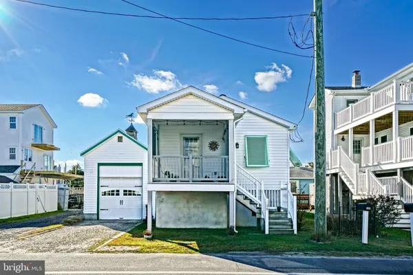 $779,900 | 100 Cedar Street, Lewes, DE 19958
