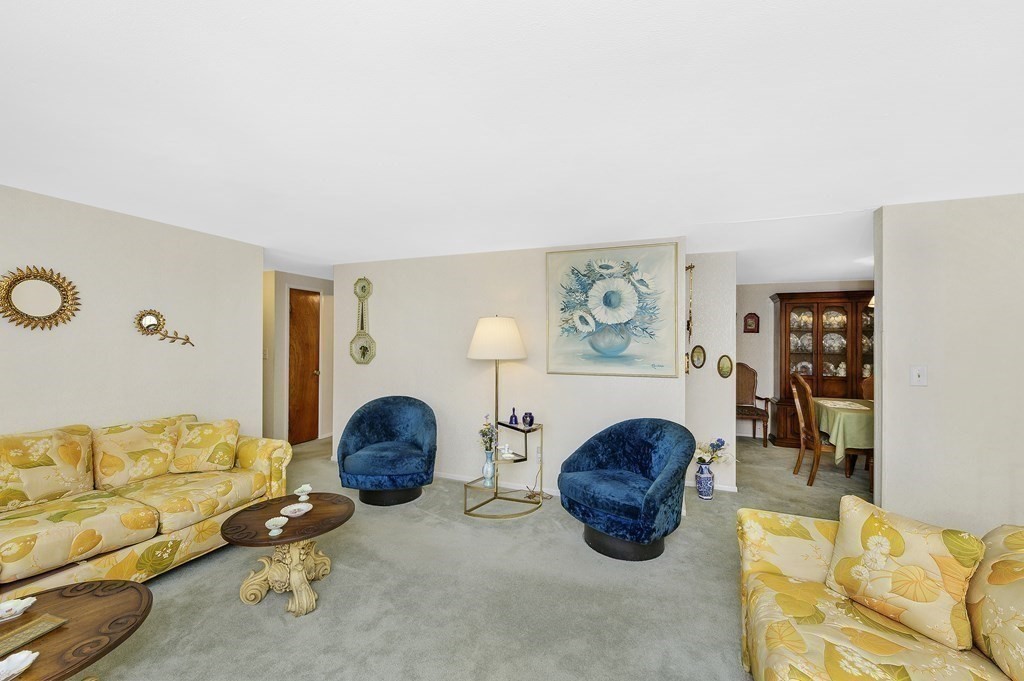 20 Dodge Road Boston, MA 02136 - Photo 5 of 30