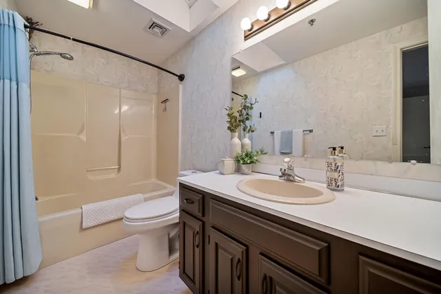 $535,000 | 5 Balsam Court, Atkinson, NH 03811