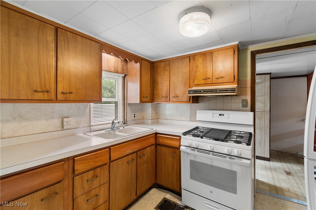 365 Stephens Road Akron, OH 44312 - Photo 10 of 25