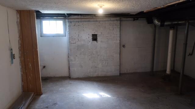 211 North Burnett Road Springfield, OH 45503 - Photo 10 of 11 Gallery Image 10