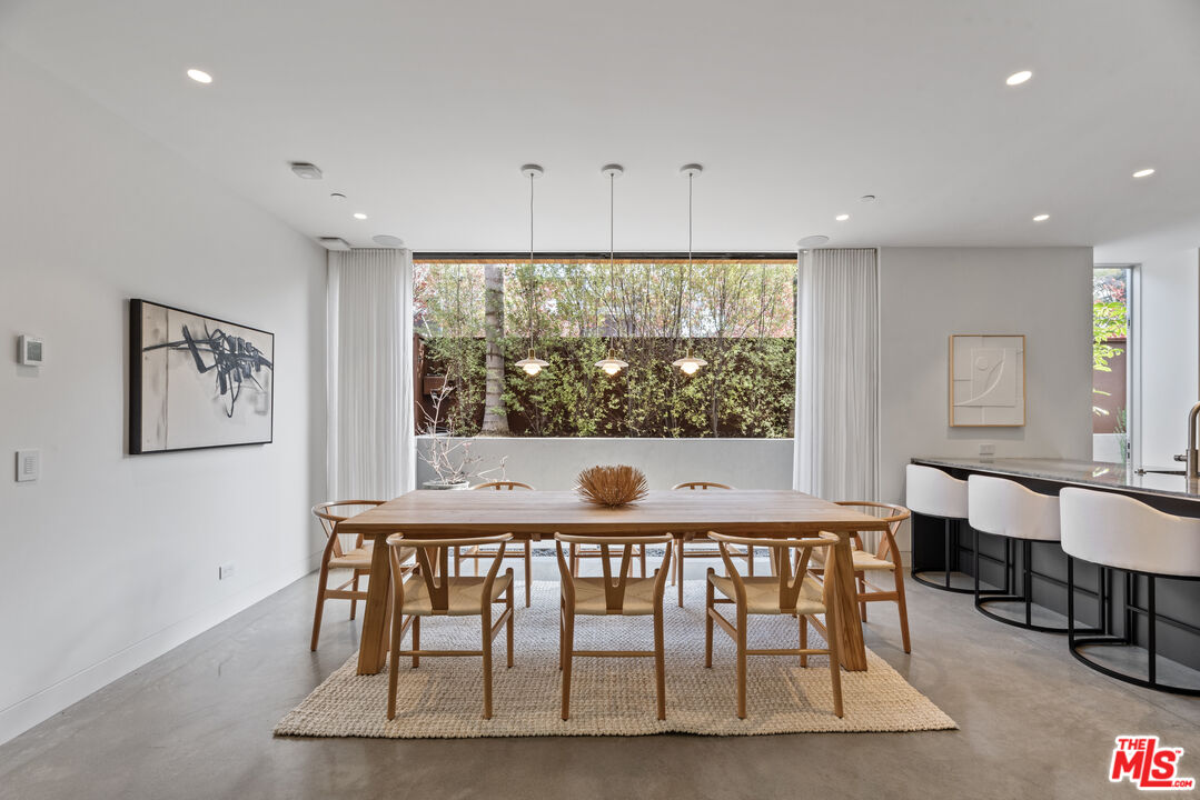 1601 Shell Avenue Venice, CA 90291 - Photo 13 of 61 a view of a dining room with furniture window and outside view