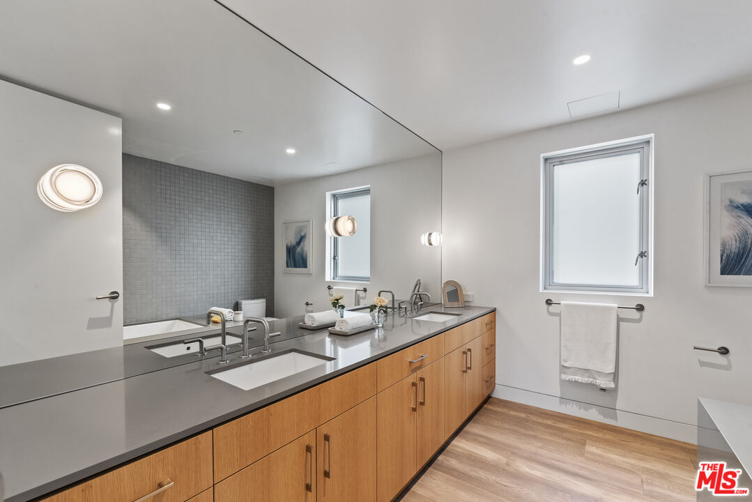 1601 Shell Avenue Venice, CA 90291 - Photo 25 of 61