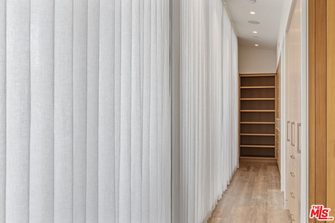 1601 Shell Avenue Venice, CA 90291 - Photo 42 of 61 a view of walk in closet with empty racks