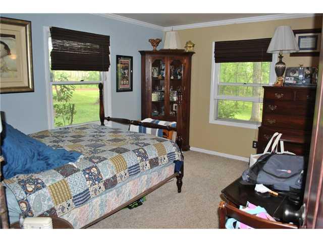 739 South Muessing Road Indianapolis, IN 46239 - Photo 11 of 24