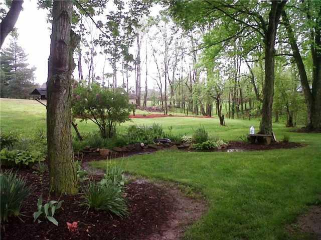 739 South Muessing Road Indianapolis, IN 46239 - Photo 3 of 24