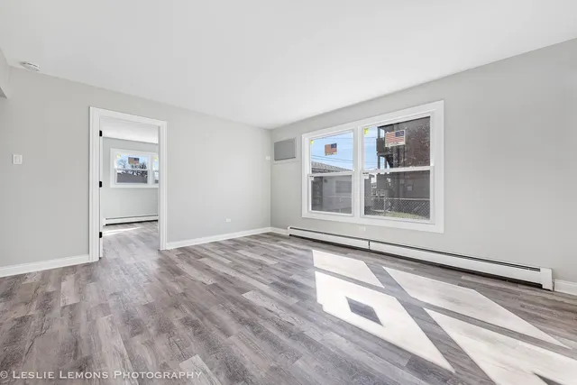 $1,650 | 7653 Roberts Road, Unit 1E, Bridgeview, IL 60455