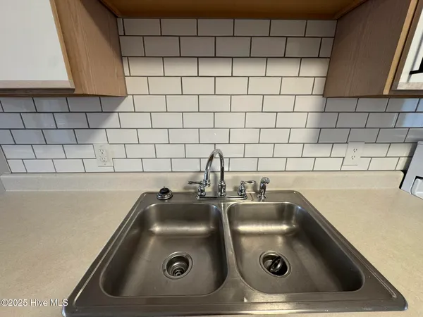 $950 | 2235 Hurt Drive, Rocky Mount, NC 27804