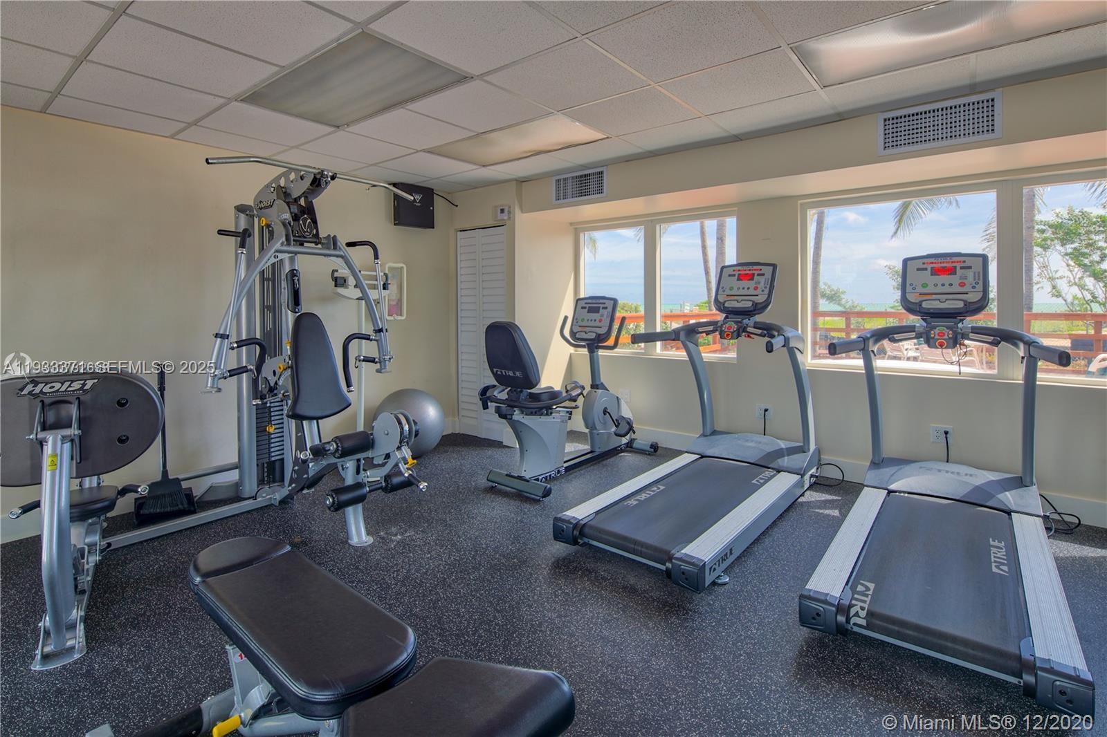 5005 Collins Avenue, Unit 715 Miami Beach, FL 33140 - Photo 14 of 19