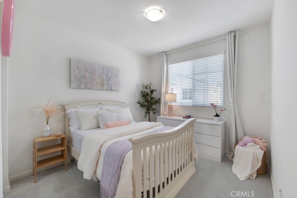 14902 West Navarre Way Sylmar, CA 91342 - Photo 13 of 28