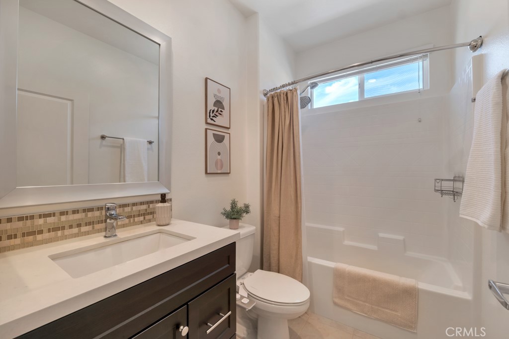 14902 West Navarre Way Sylmar, CA 91342 - Photo 16 of 28