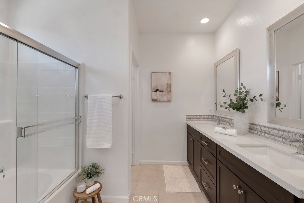 14902 West Navarre Way Sylmar, CA 91342 - Photo 22 of 28