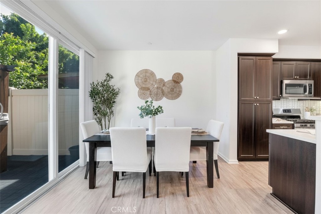 14902 West Navarre Way Sylmar, CA 91342 - Photo 4 of 28