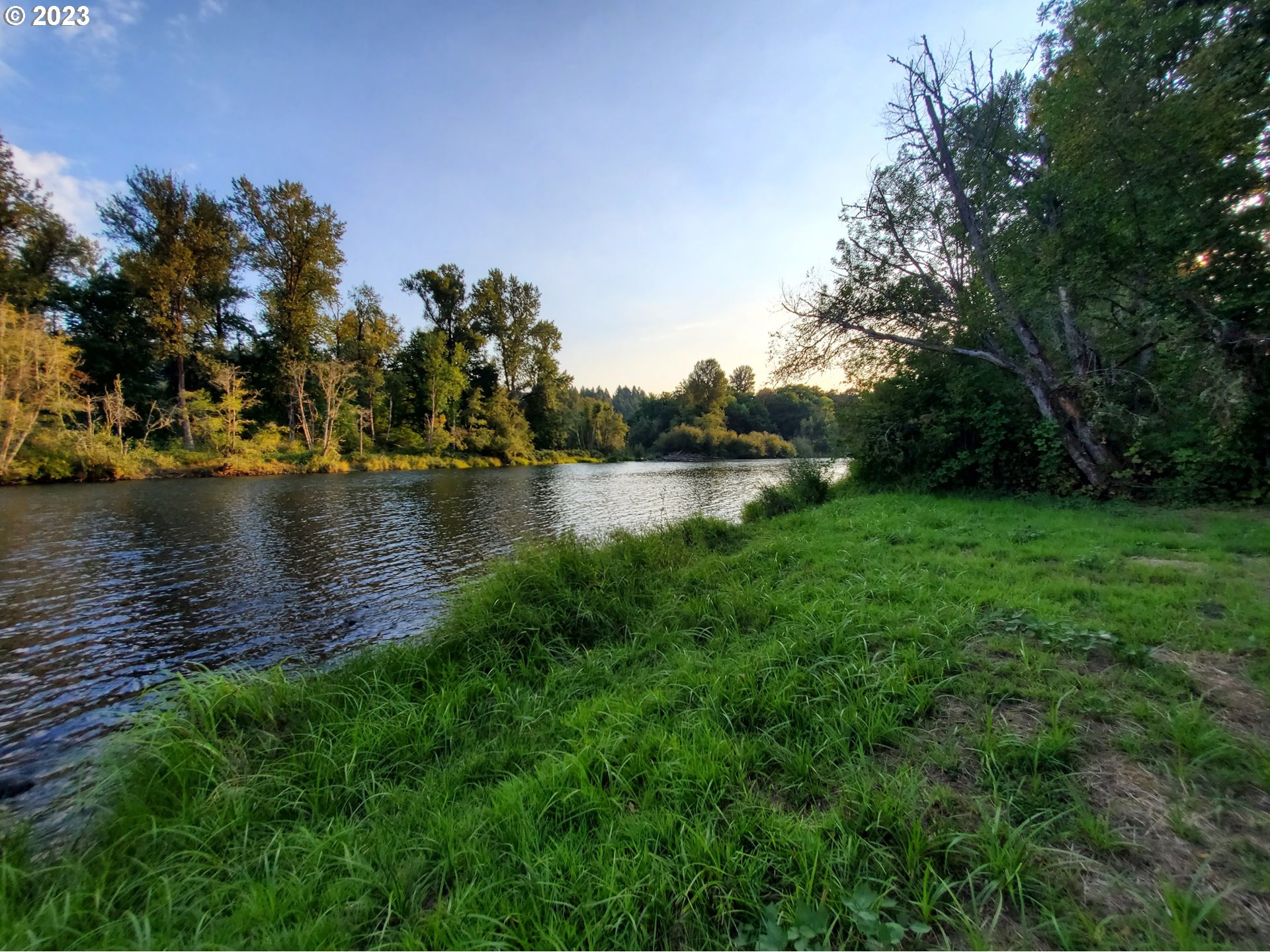 Mckenzie Highway Springfield, OR 97478 - Photo 23 of 29 a view of a lake with houses in the back