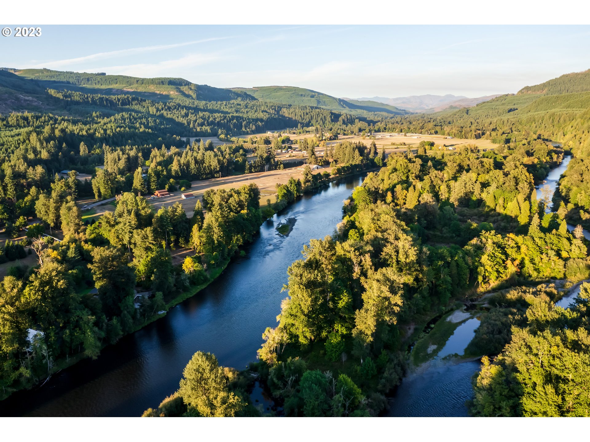 Mckenzie Highway Springfield, OR 97478 - Photo 7 of 29 a view of a city