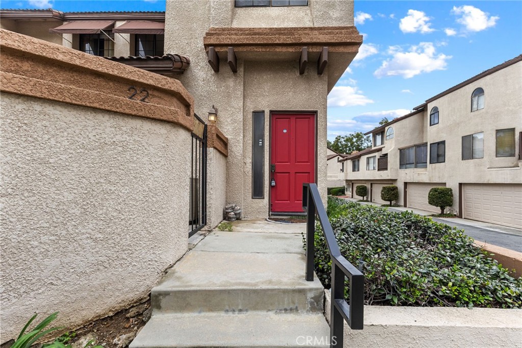 22 Mesquite Place Phillips Ranch, CA 91766 - Photo 3 of 33