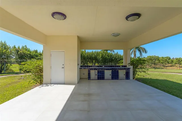$3,695,000 | 14950 Southwest 179th Avenue, Miami, FL 33196