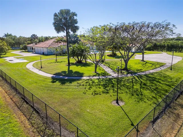 $3,695,000 | 14950 Southwest 179th Avenue, Miami, FL 33196