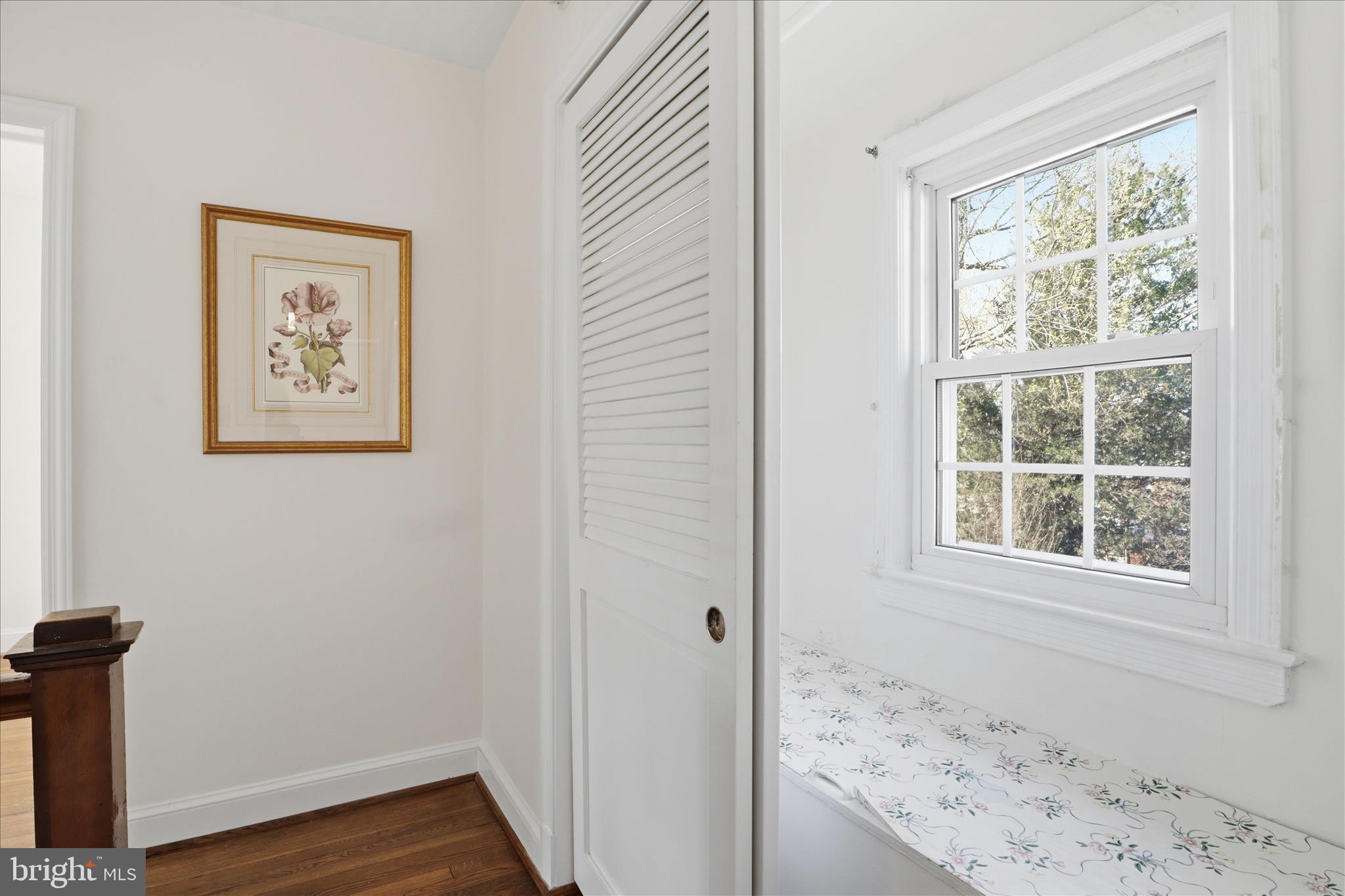 10010 Raynor Road Silver Spring, MD 20901 - Photo 24 of 45 Second Floor Hall