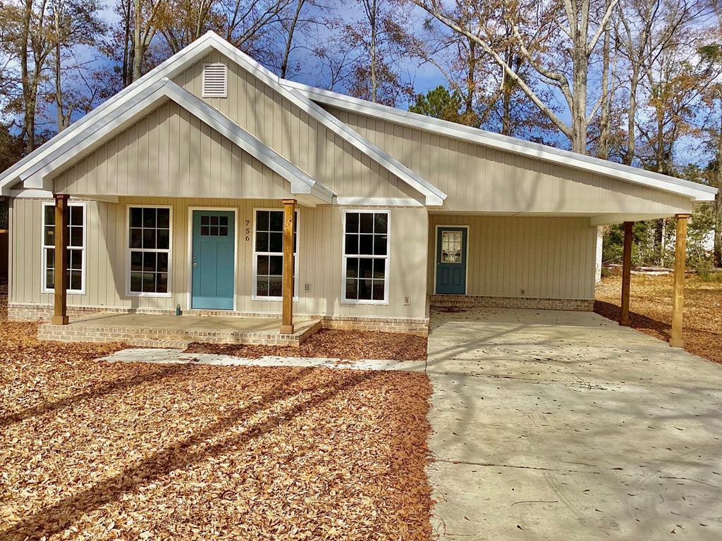 756 Dixie Street Slocomb, AL 36375 - Photo 1 of 34 Main View