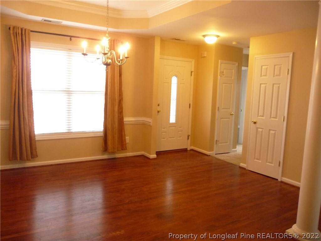 5704 Spreading Branch Road Hope Mills, NC 28348 - Photo 5 of 41 Gallery Image 5