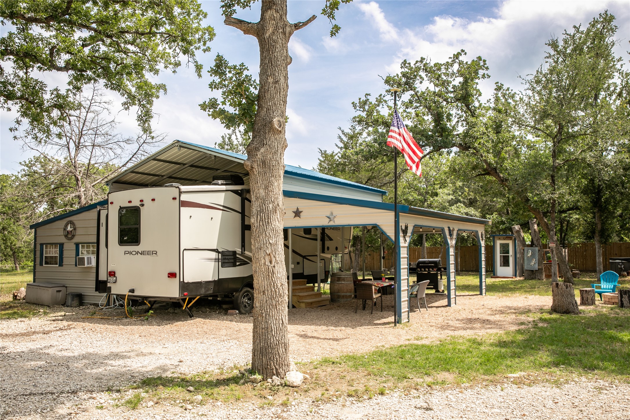 240 Cranberry Road Somerville, TX 77879 - Photo 5 of 32