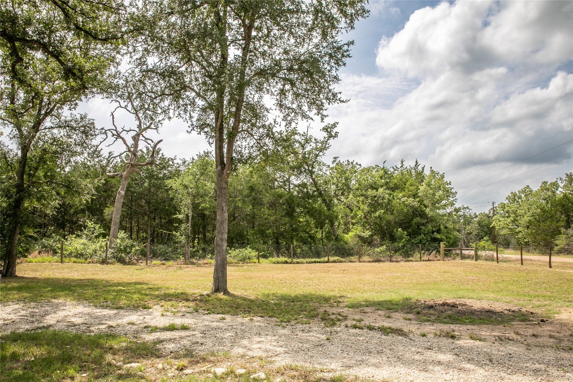 240 Cranberry Road Somerville, TX 77879 - Photo 7 of 32