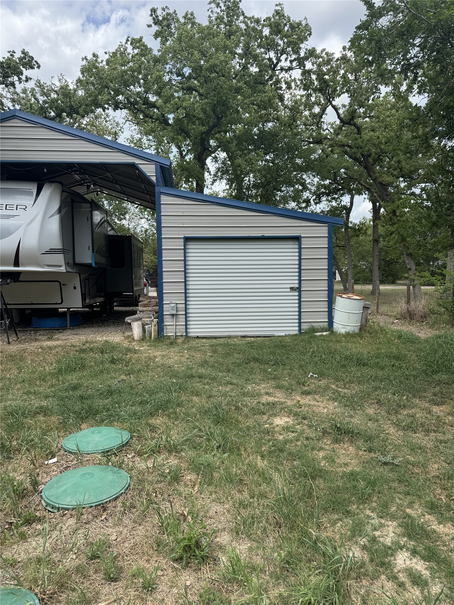 240 Cranberry Road Somerville, TX 77879 - Photo 8 of 29