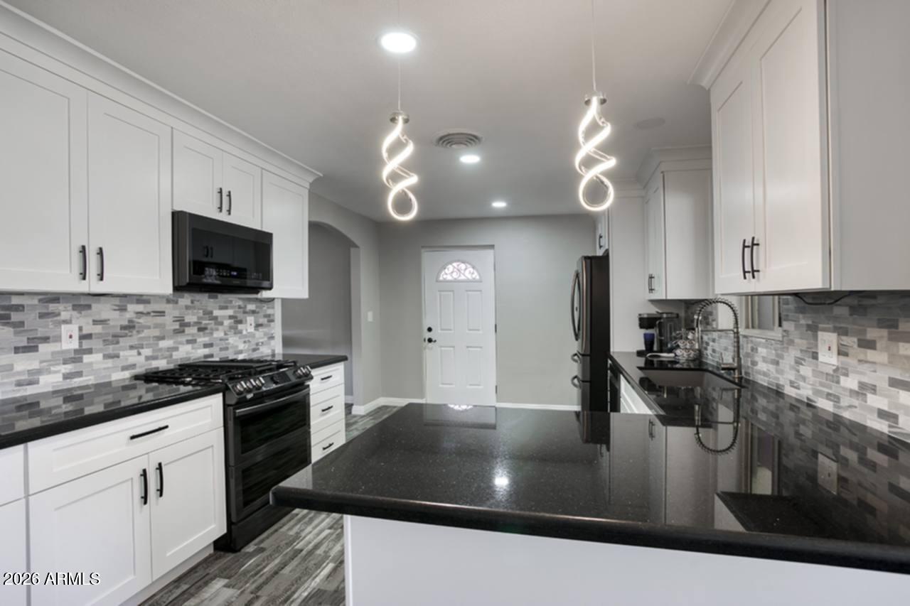 3038 West Charter Oak Road Phoenix, AZ 85029 - Photo 33 of 40 2021 Upgrades