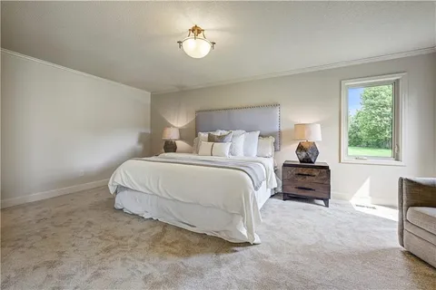 $900,000 | 11260 West 155th Terrace, Overland Park, KS 66221