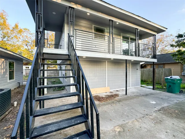 $1,650 | 2223 North San Antonio Avenue, Unit 1B, Pearland, TX 77581