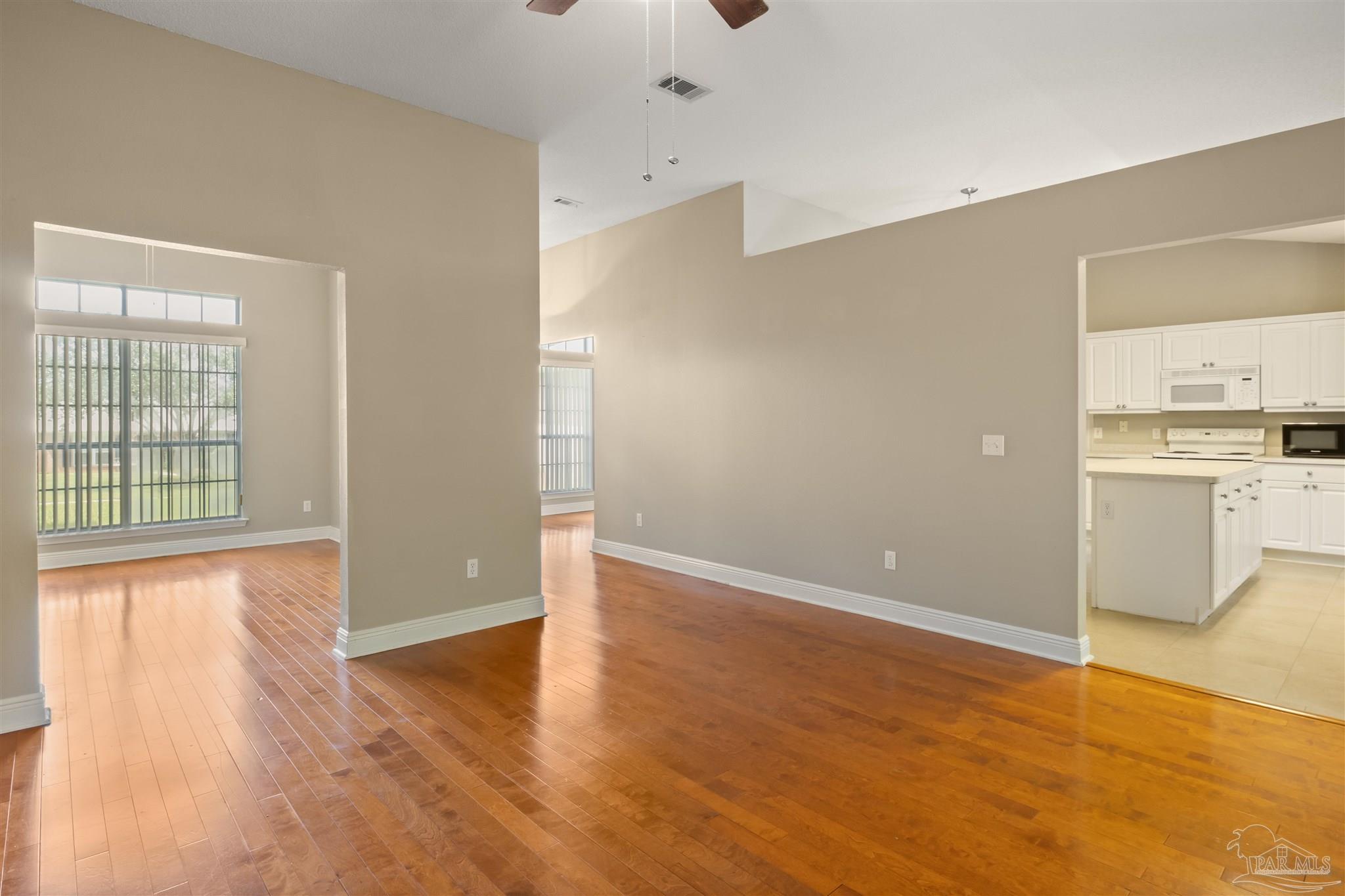 3045 Red Fern Road Cantonment, FL 32533 - Photo 6 of 36 Gallery Image 6