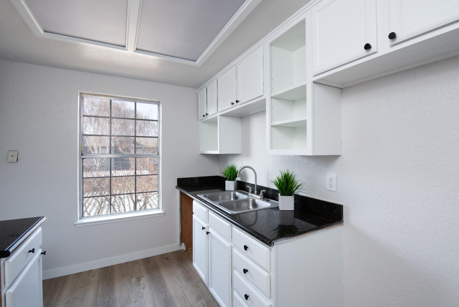 3925 Dale Road, Unit C Modesto, CA 95356 - Photo 12 of 29