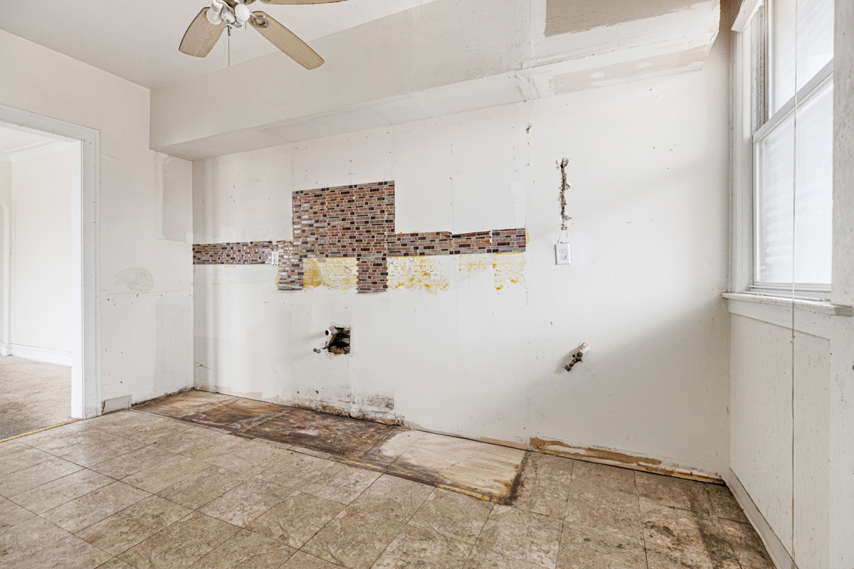 9442 South Ada Street Chicago, IL 60620 - Photo 15 of 18