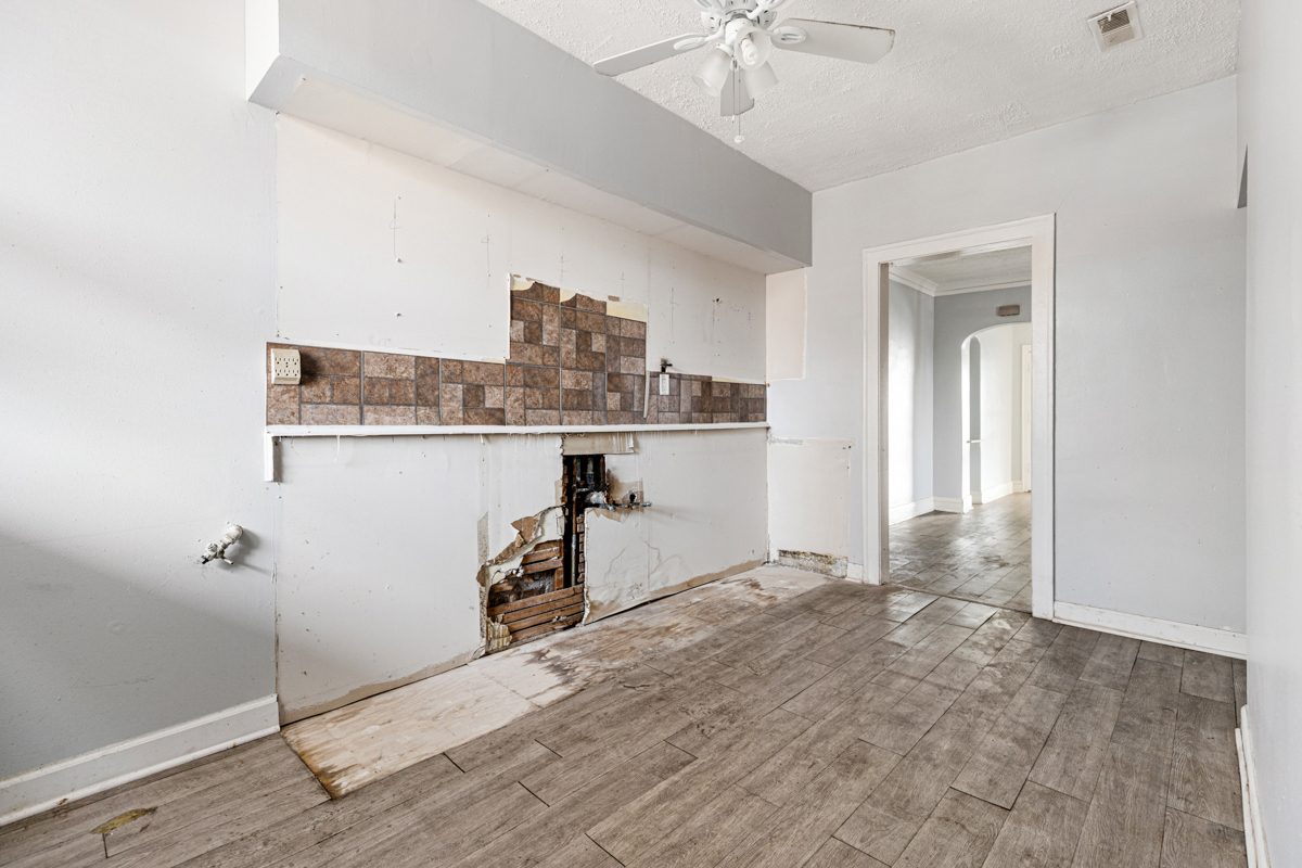 9442 South Ada Street Chicago, IL 60620 - Photo 7 of 18