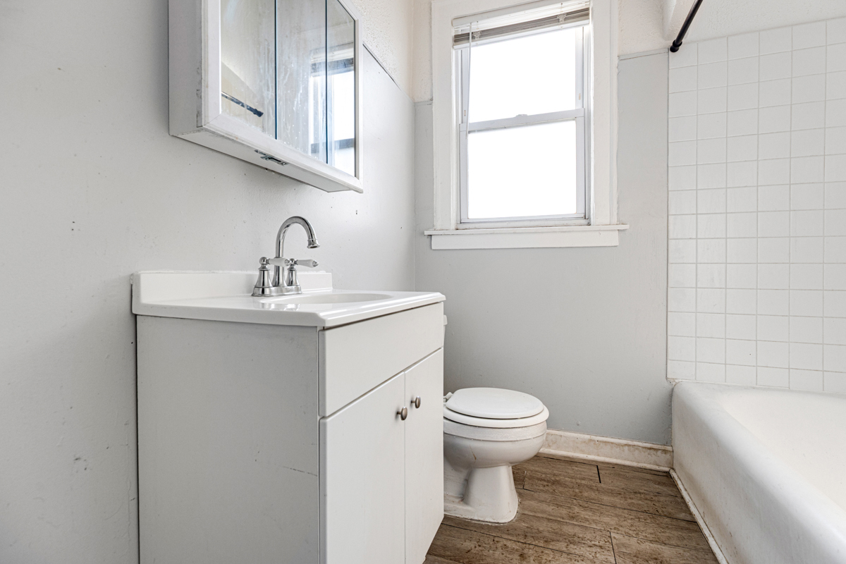 9442 South Ada Street Chicago, IL 60620 - Photo 9 of 18