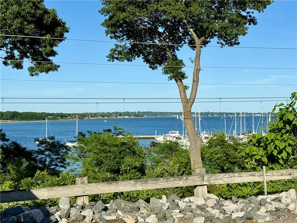 $240,000 | 3940 Post Road, Unit 7, Warwick, RI 02886