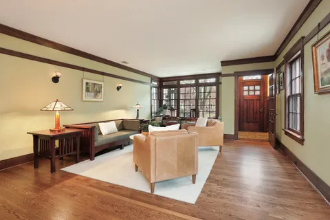 $1,595,000 | 837 Lincoln Street, Evanston, IL 60201