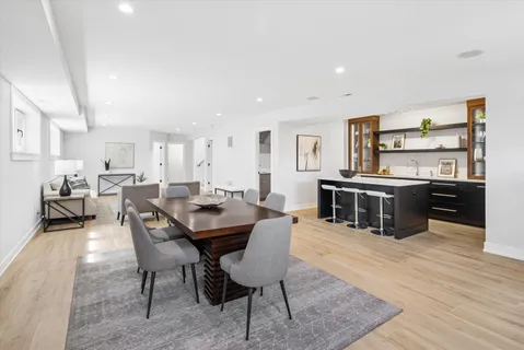 $2,500,000 | 6022 North Ionia Avenue, Chicago, IL 60646