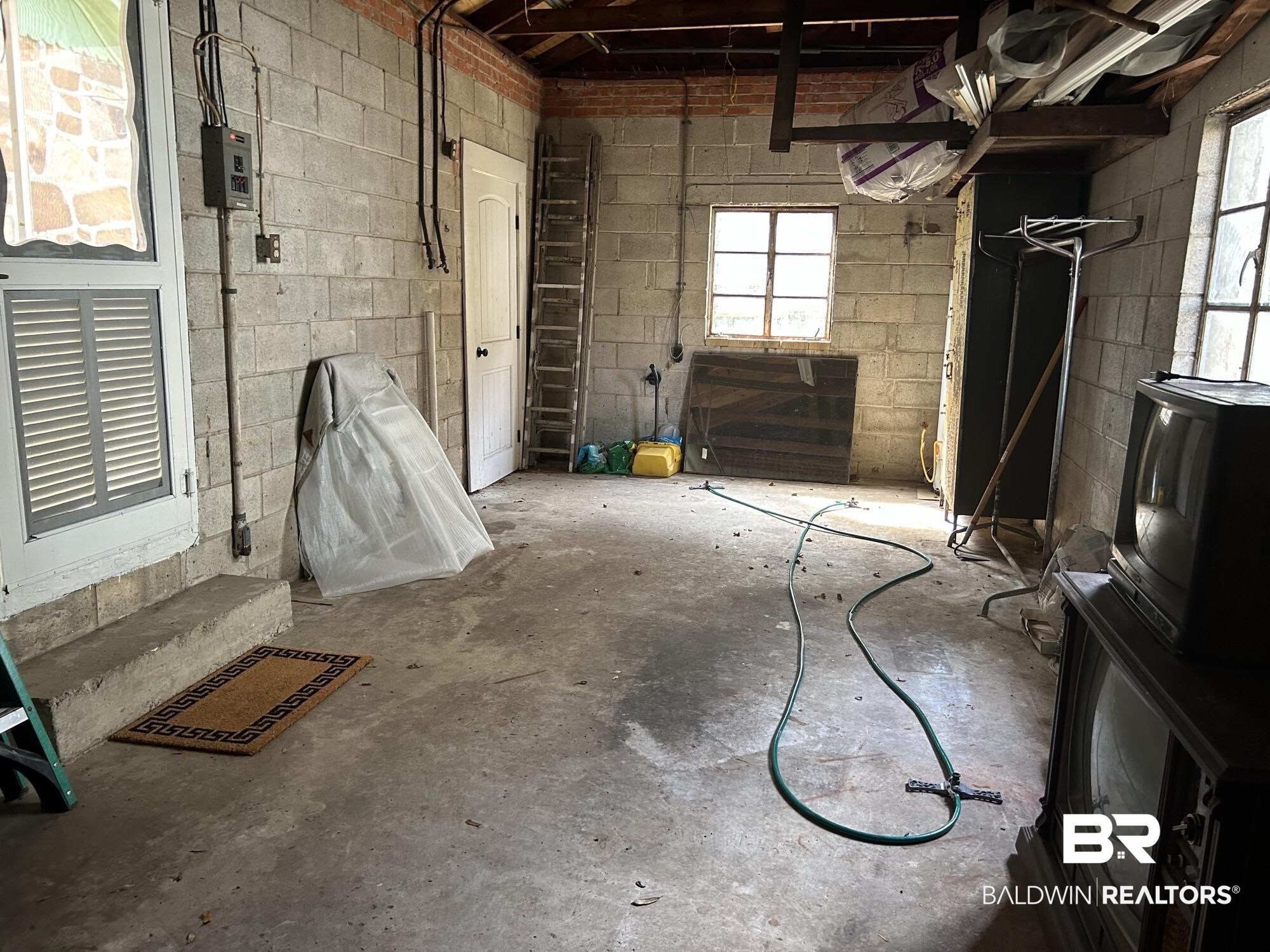 94 Diamond Street Mobile, AL 36611 - Photo 28 of 30 View of basement