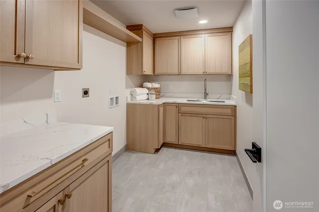 $2,875,000 | 8904 Southeast 58th Street, Mercer Island, WA 98040