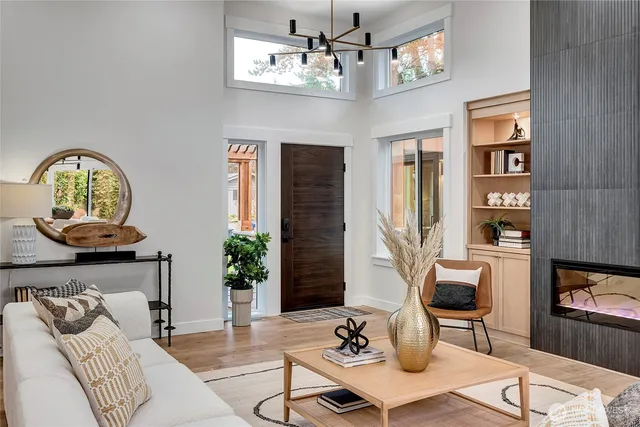 $2,875,000 | 8904 Southeast 58th Street, Mercer Island, WA 98040