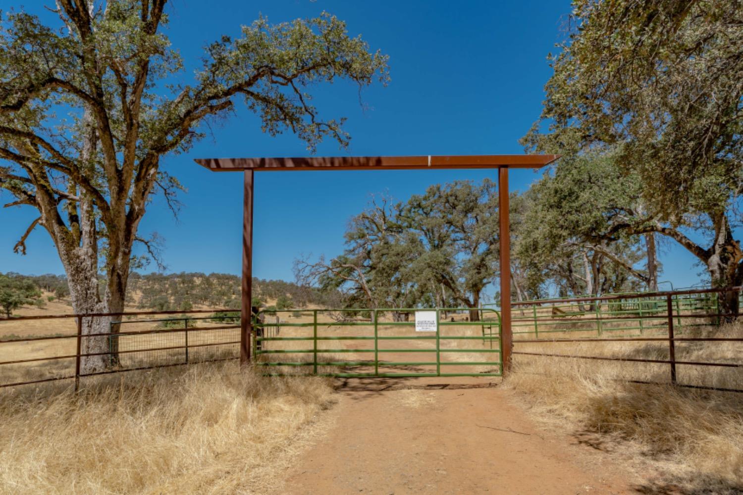27044 McCourtney Road Grass Valley, CA 95949 - Photo 30 of 74