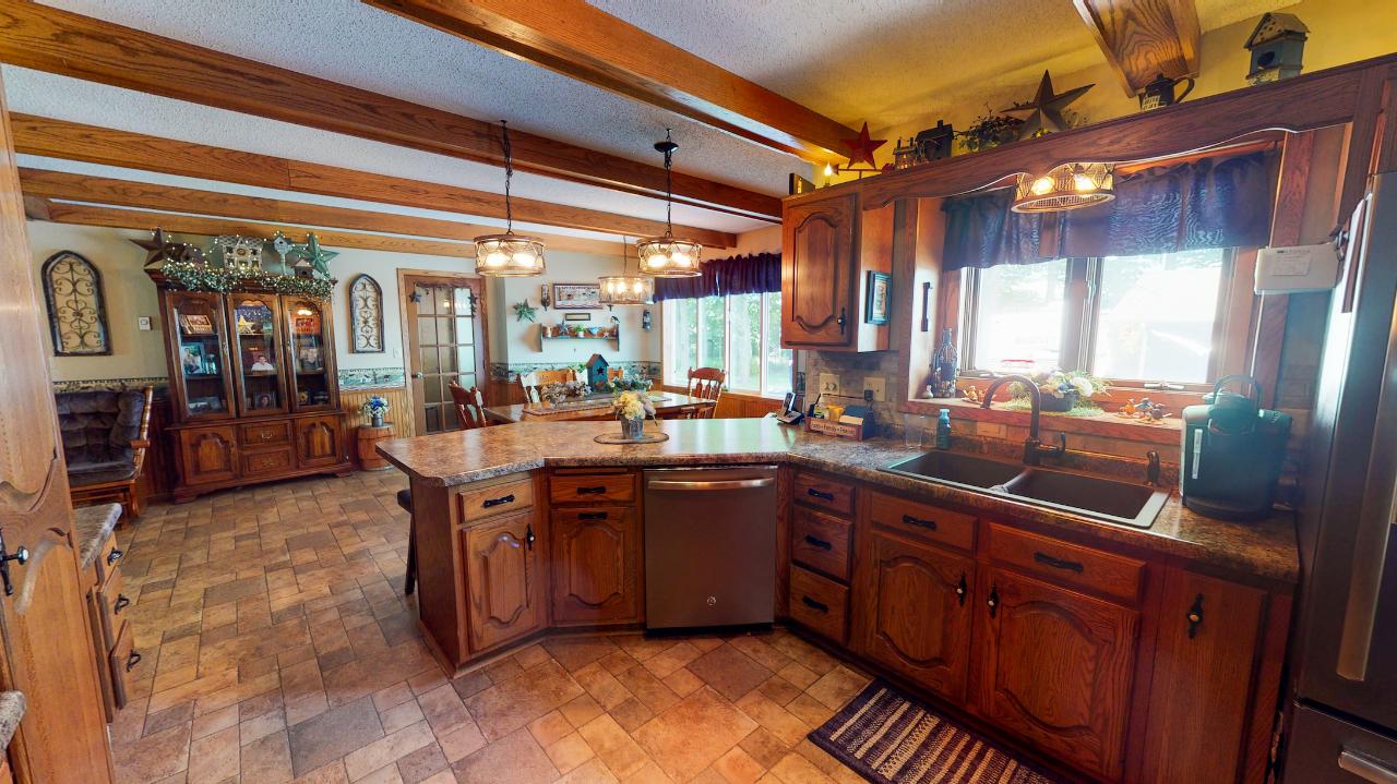 1335 Western Road Antigo, WI 54409 - Photo 8 of 99 Gallery Image 8